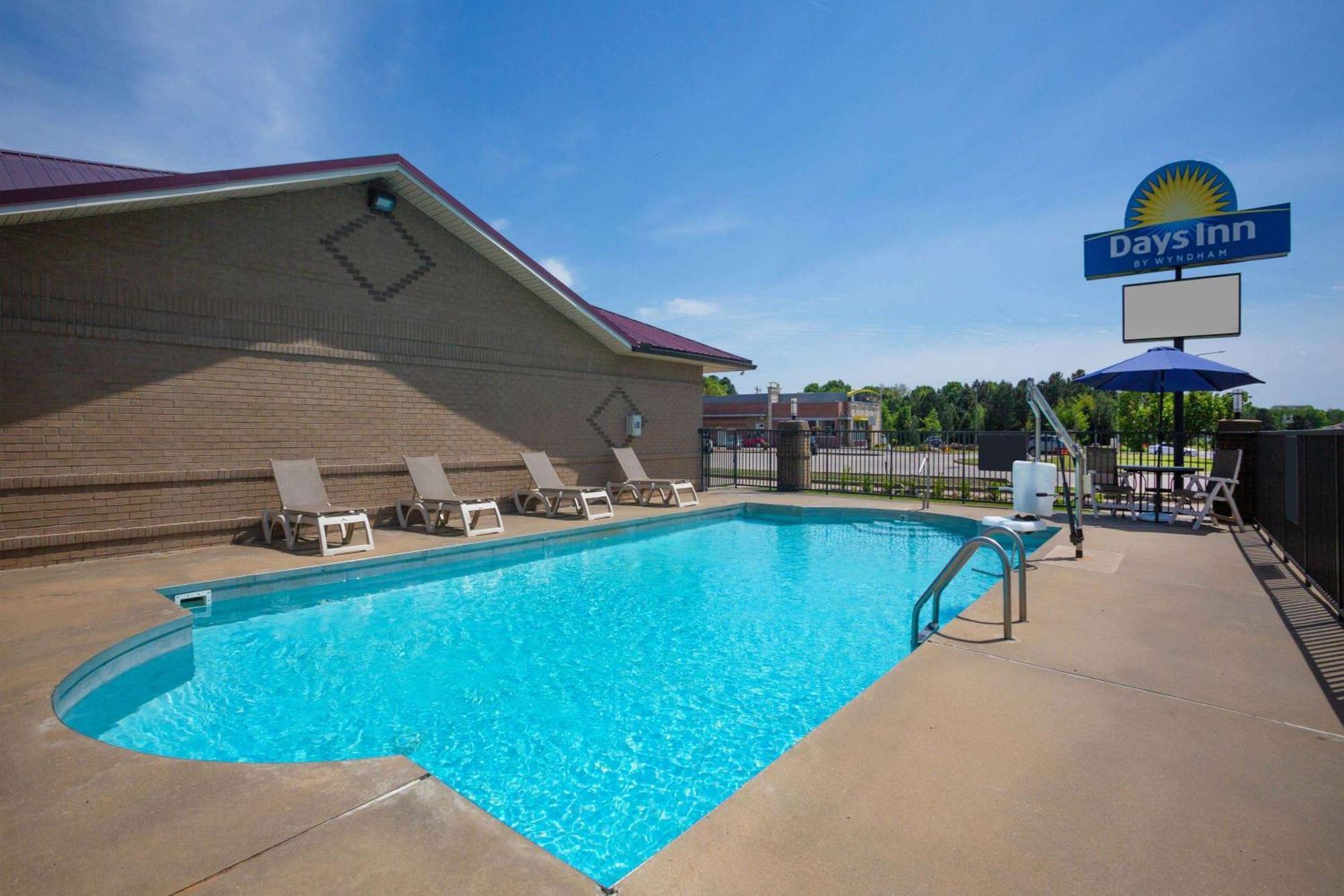 Days Inn By Wyndham Lonoke Exteriör bild